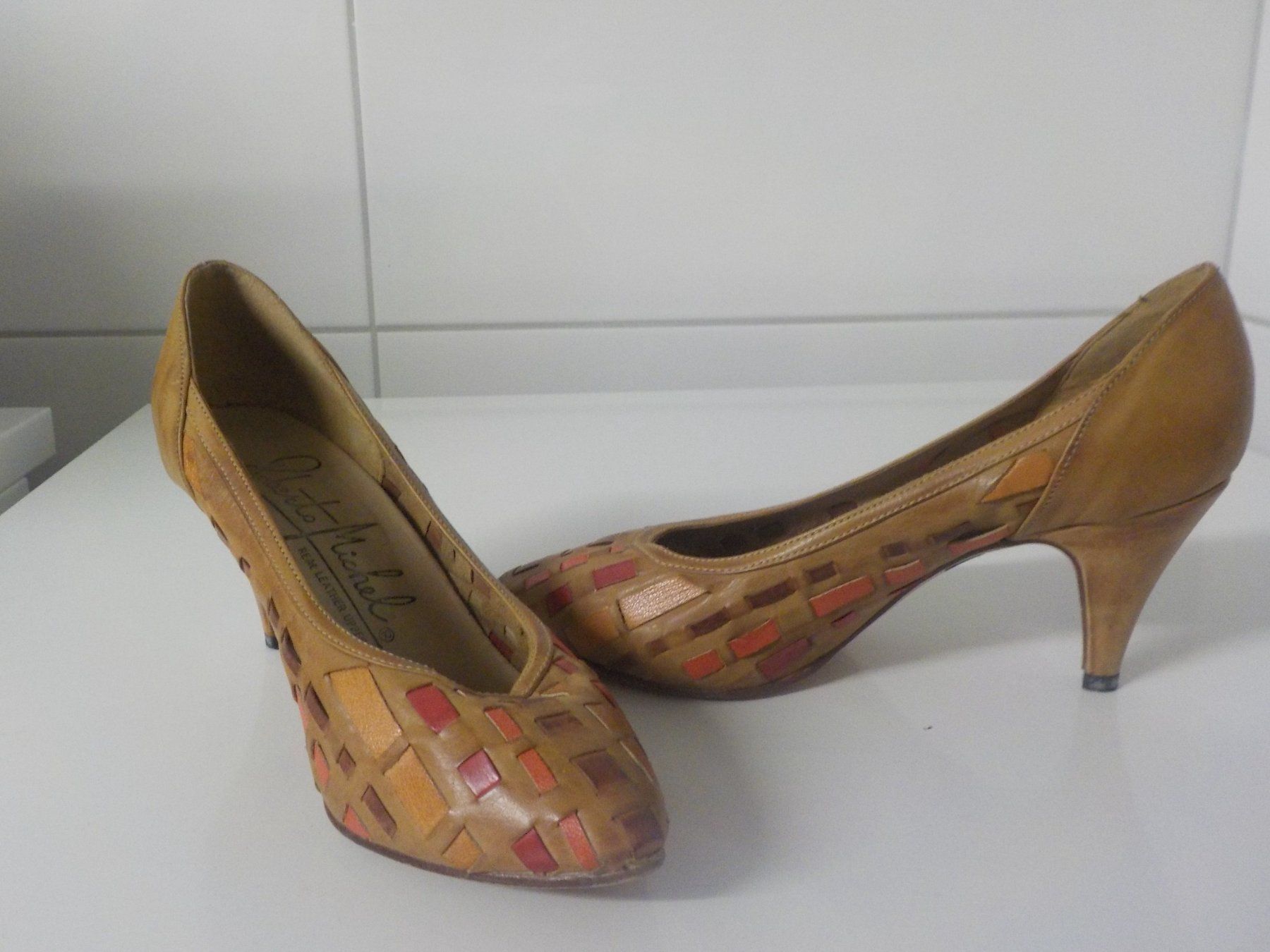Scarpe da donna: Lederpumps  Gr. 37 – Usato da Muri b. Bern venduto da Silberdolphin