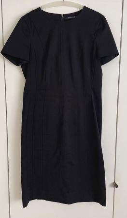 Neuwertiges Kleid von STRENESSE, Gr. 40