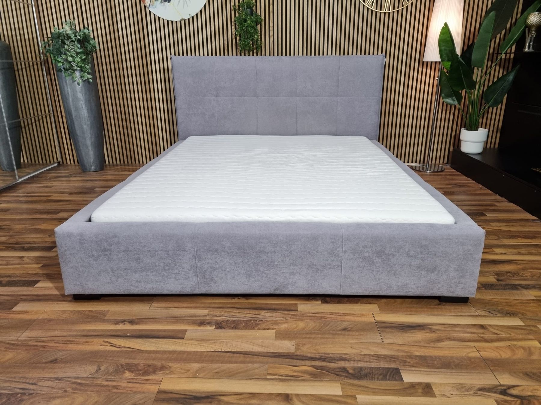 Betten: Bett / Doppelbett 160cm x 200cm – Gebraucht aus Niedergösgen von GogiCeda