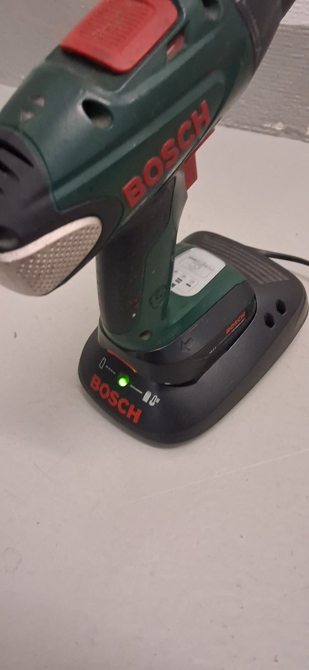 Bosch Trapani: Bosch Bohrmaschine – Usato da Igis venduto da JUST-4U-ENJOY 2