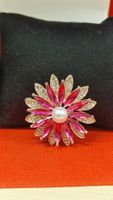 Brosche Blume mit Perle und Schmucksteinen rosegold neu