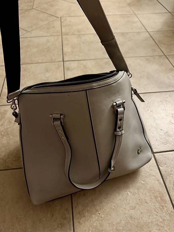 Sacs femmes: Borsa Carpisa – D'occasion à Pregassona par mar_2jjh 2