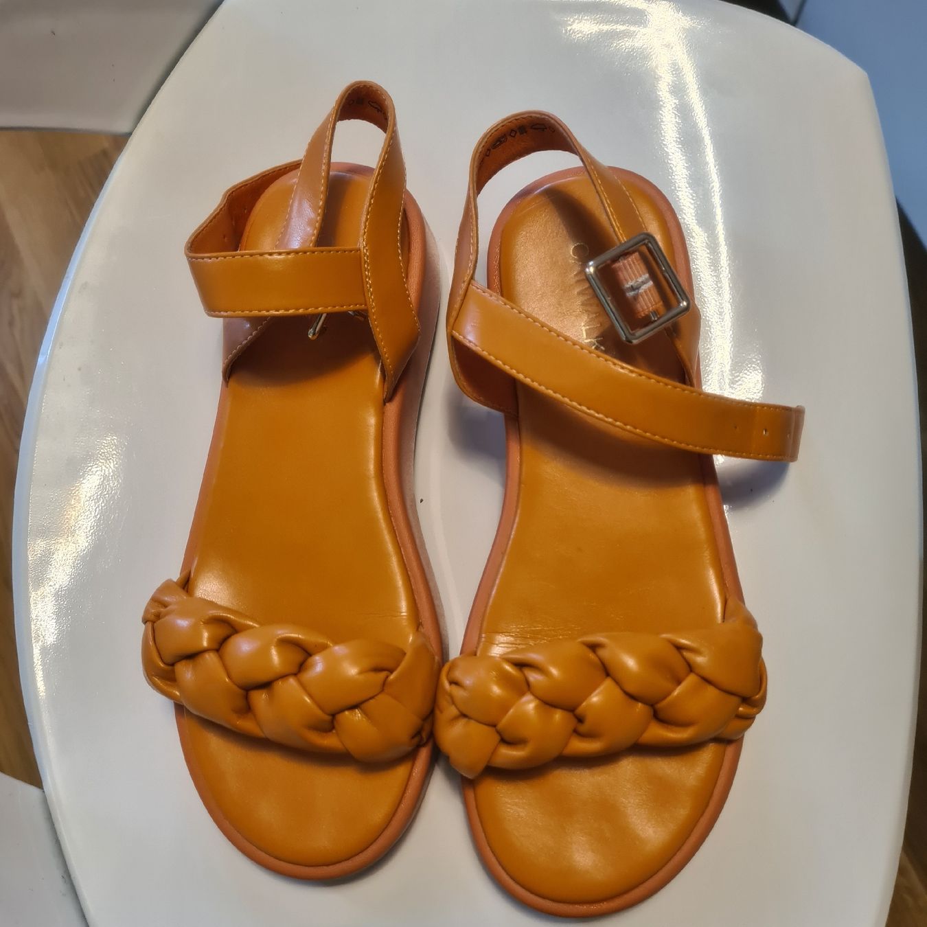 Scarpe da donna: sandale von Catwalk gr 38 – Nuovo (secondo la descrizione) da zürich venduto da janjaz
