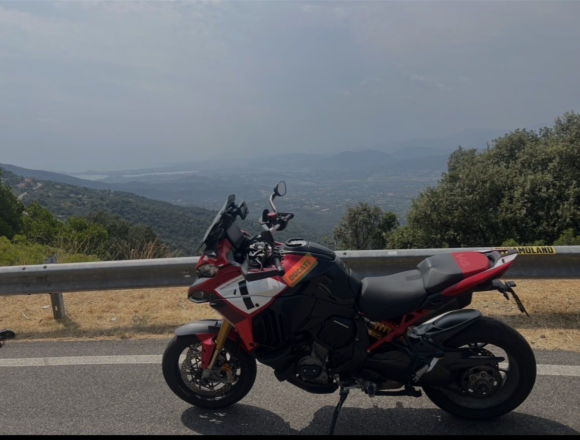 Ducati Touring: Ducati Multistrada V4 Pikes Peak – Usato da Binz venduto da RamonL7 2