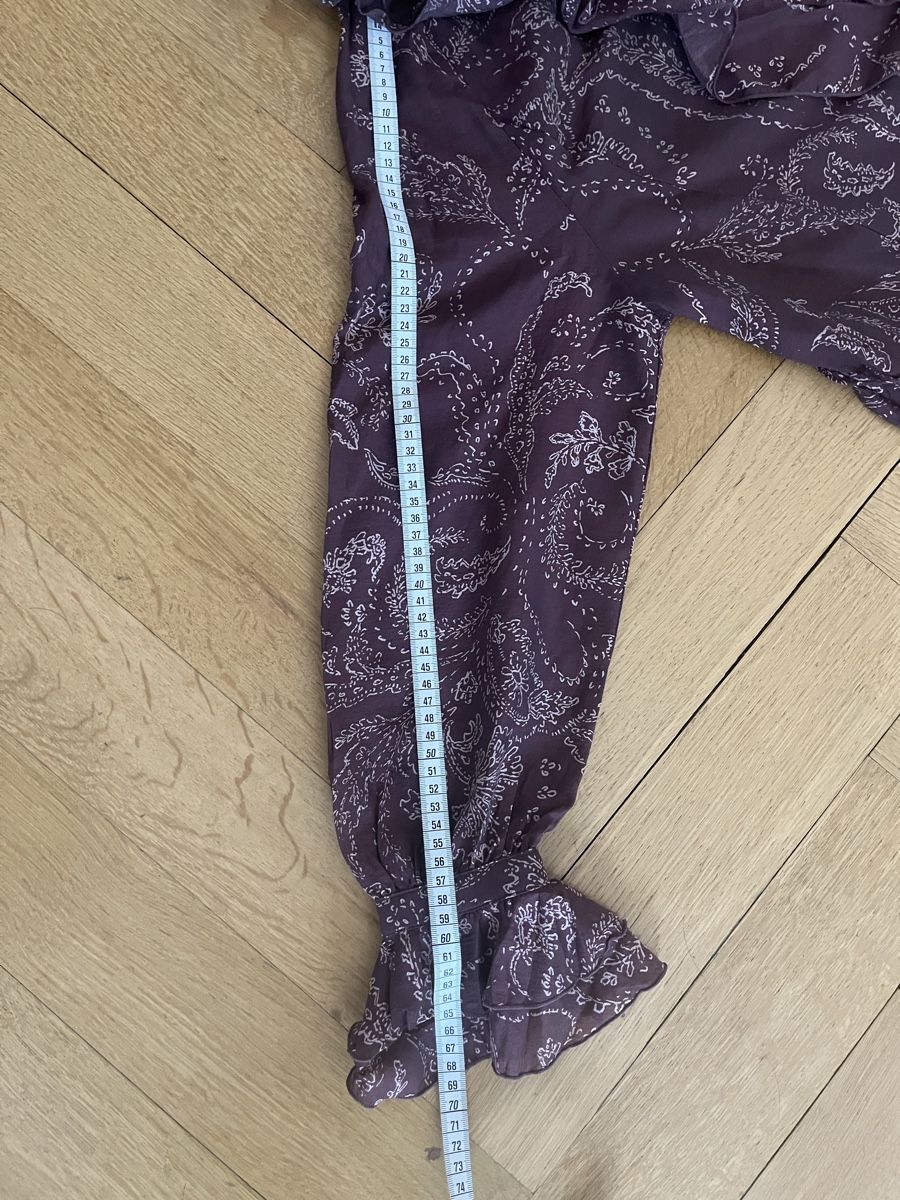 Vestiti: H&M Kleid, Grösse XS, bordeaux mit Muster – Nuovo (secondo la descrizione) da Olten venduto da sae_82z2 5