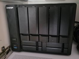 QNAP 9-bay NAS TVS-951X 10GBe LAN für 5x HDD 4x SSD