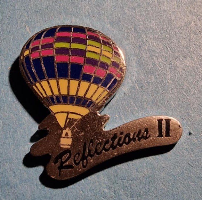 Plaquettes & Badges: Ballon Pin Reflections – D'occasion à Härkingen par specialshapes