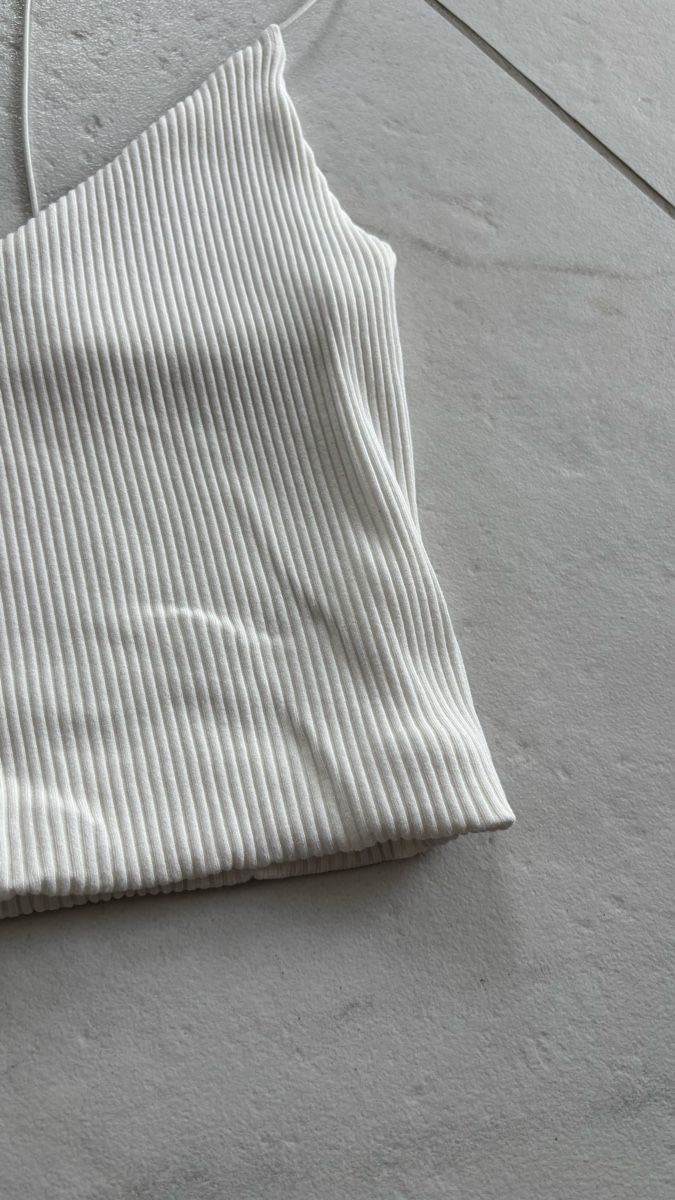 Weekday Top: Weekday Top Weiss S – Usato da Seengen venduto da sa_land 1