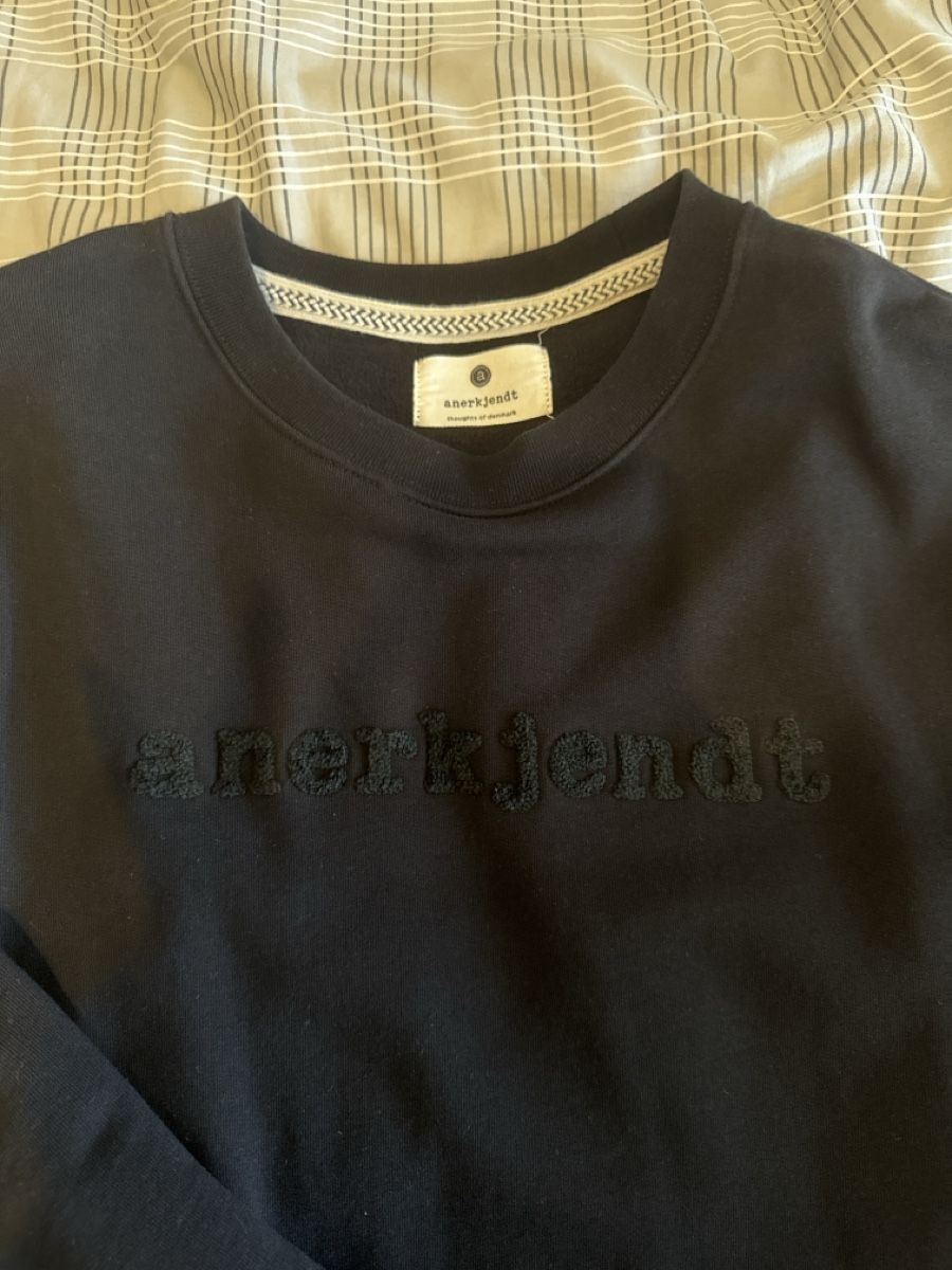 Maglioni & Felpe: Anerkjendt Pullover in XL schwarz – Nuovo (secondo la descrizione) da Dübendorf venduto da Viktorija_95 1