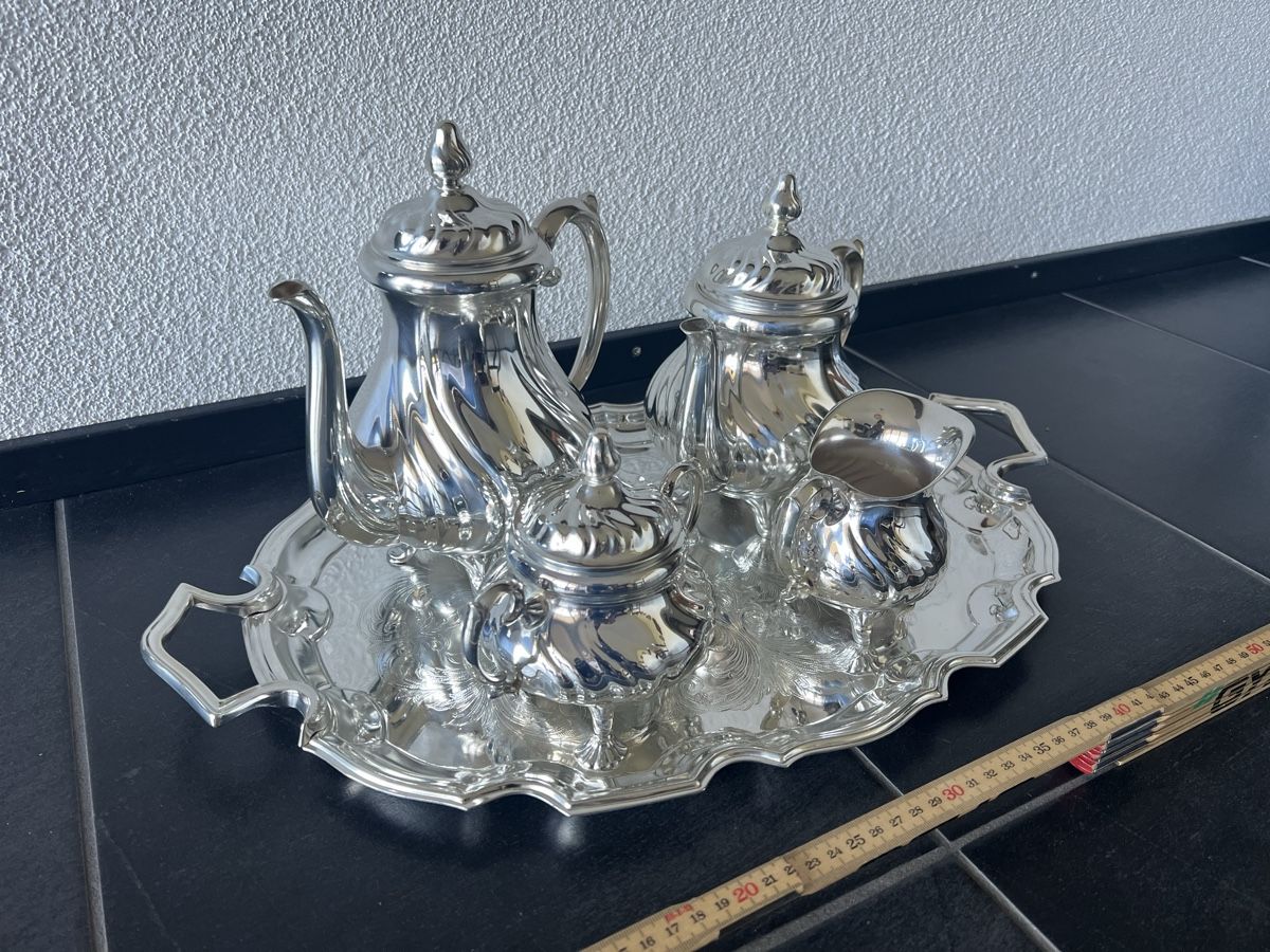 Set di piatti: Alpacca Tee-/Kaffeeservice, versilbert, vintage, komplett – Usato da Perlen venduto da Chregle1 1