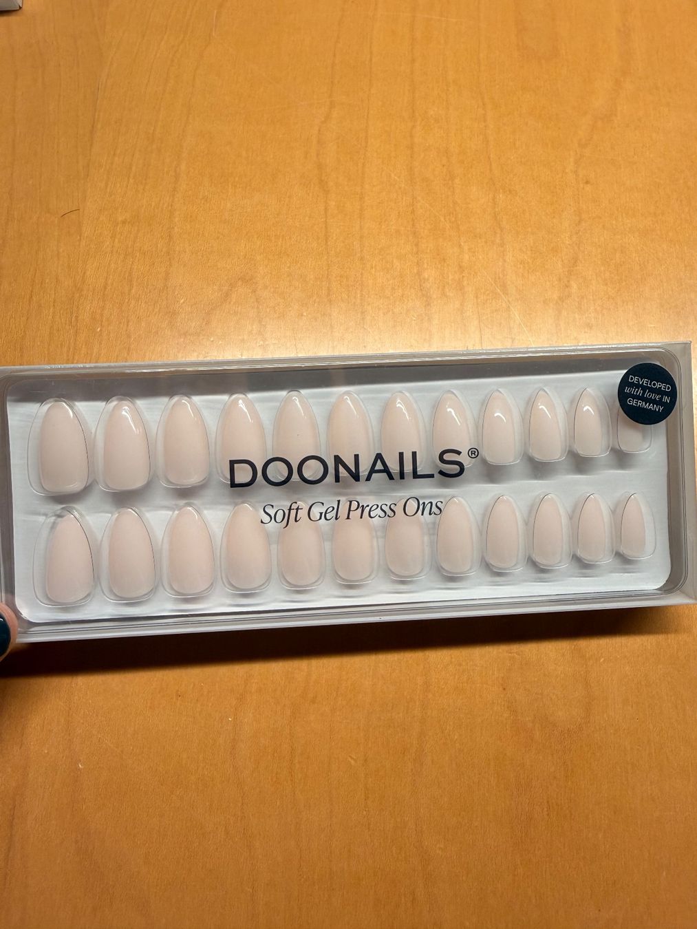 Unghie finte: DOONAILS Soft Gel Press Ons, Pillow Talk, Short Almond – Nuovo e nell'imballaggio originale da Zollikofen venduto da S.Hontas