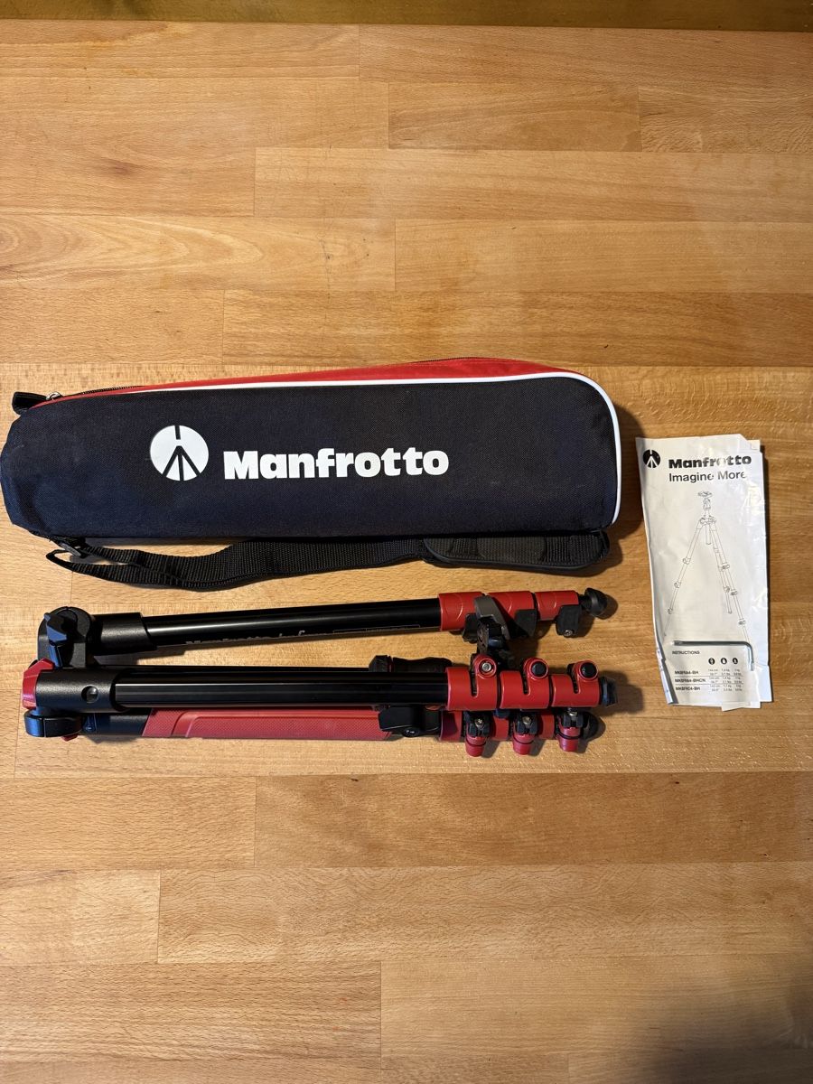 Manfrotto Sonstiges Zubehör: Manfrotto Reisestativ  mit Etui – Gebraucht aus Wolhusen von Raffi_Weber