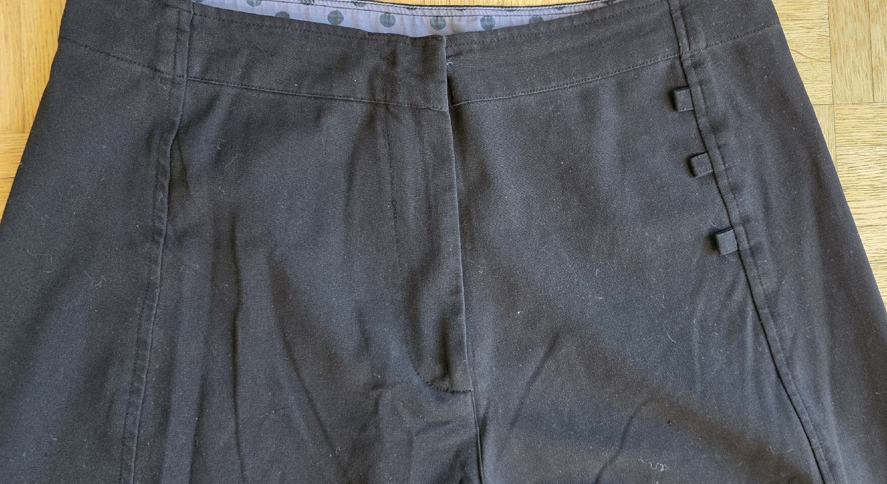 Pantaloni: Pantalon noir taille 2 – Usato da Yverdon-les-Bains venduto da van_dq65 4