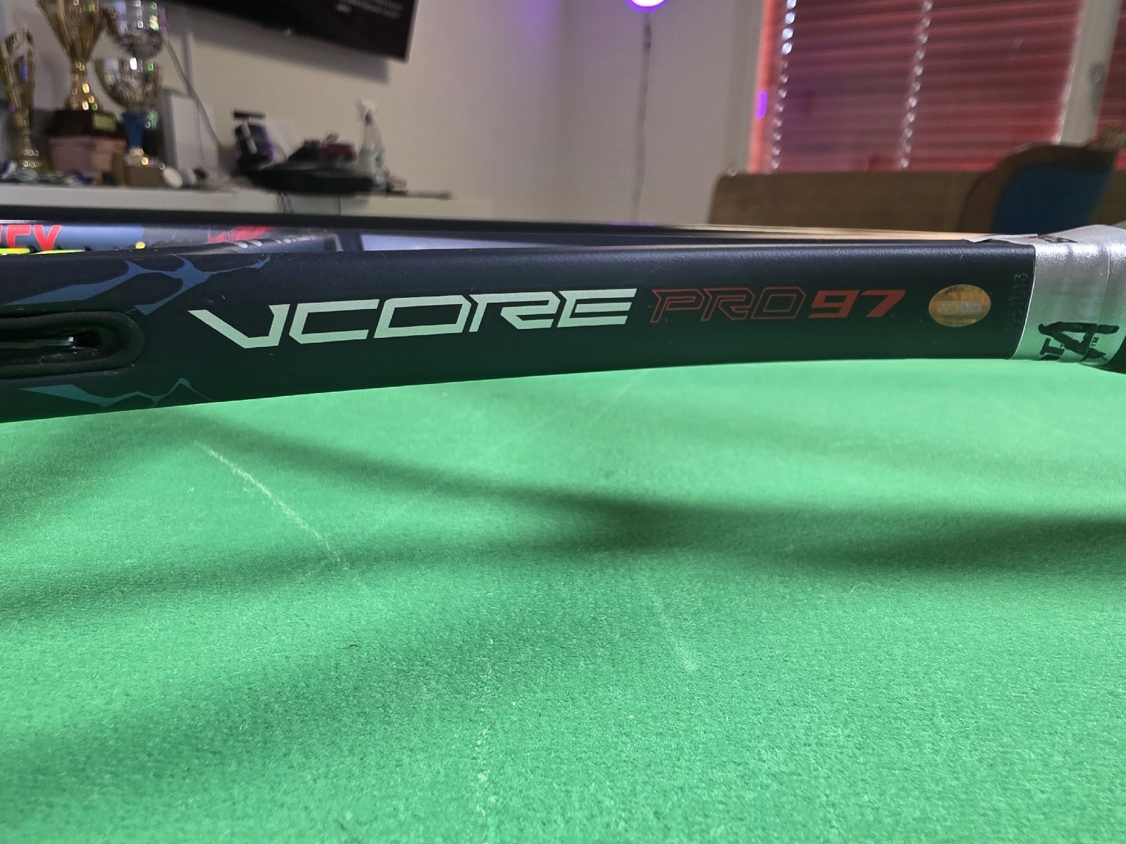 Yonex Schläger: yonex vcore pro 97 – Gebraucht aus Hildisrieden von Art_z5k7 2