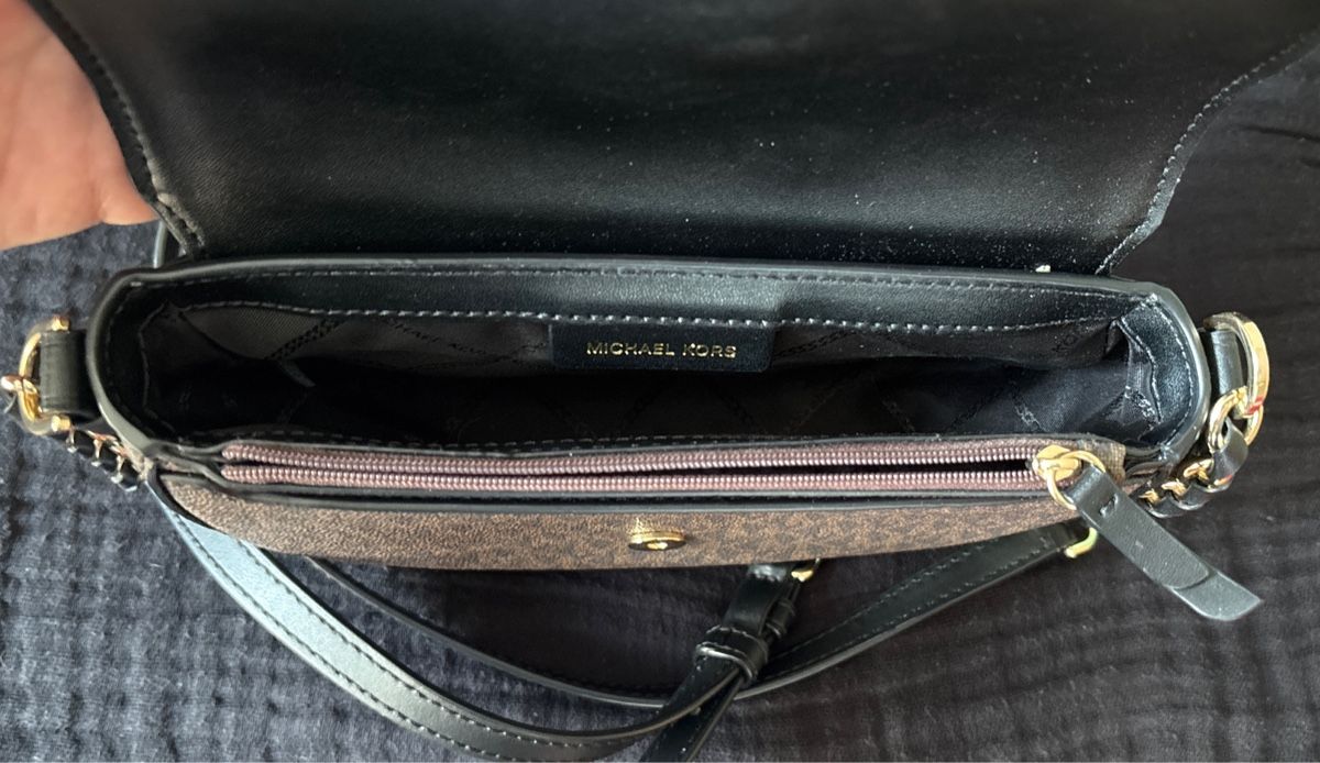 Michael Kors Sacs femmes: Michael Kors Tasche  – D'occasion à Wiesendangen par ma7_5yqq 1