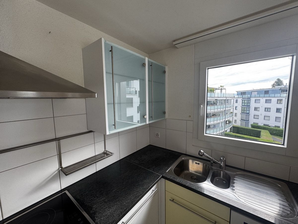 V-Zug Cucine complete: Einbauküche mit Geräte – Usato da Cham venduto da Sreten85 5