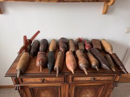 Antike Wetzsteinhalter aus Holz, Preis je Stück