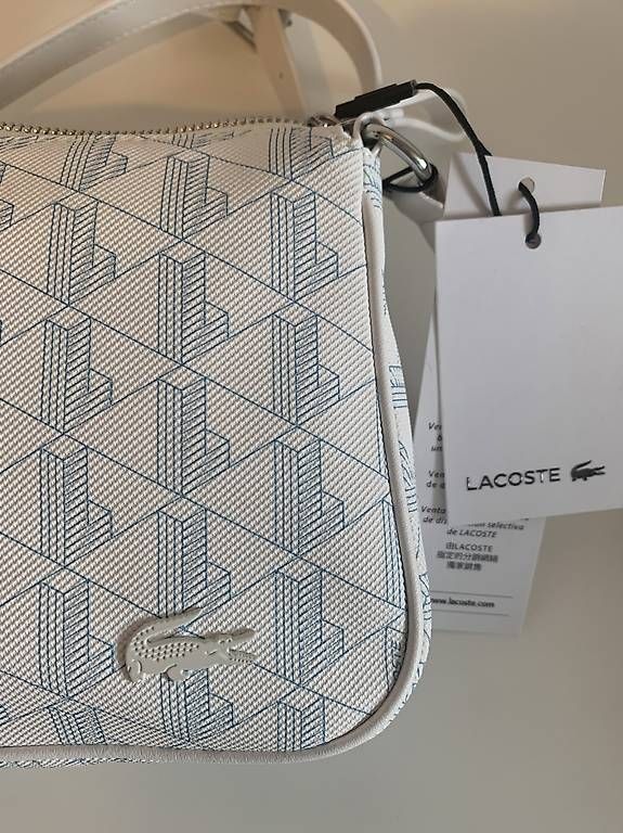 Lacoste Borse da donna: Lacoste Shoulder Bag Handtasche – Nuovo (secondo la descrizione) da Lenzburg venduto da norakoepfli 2