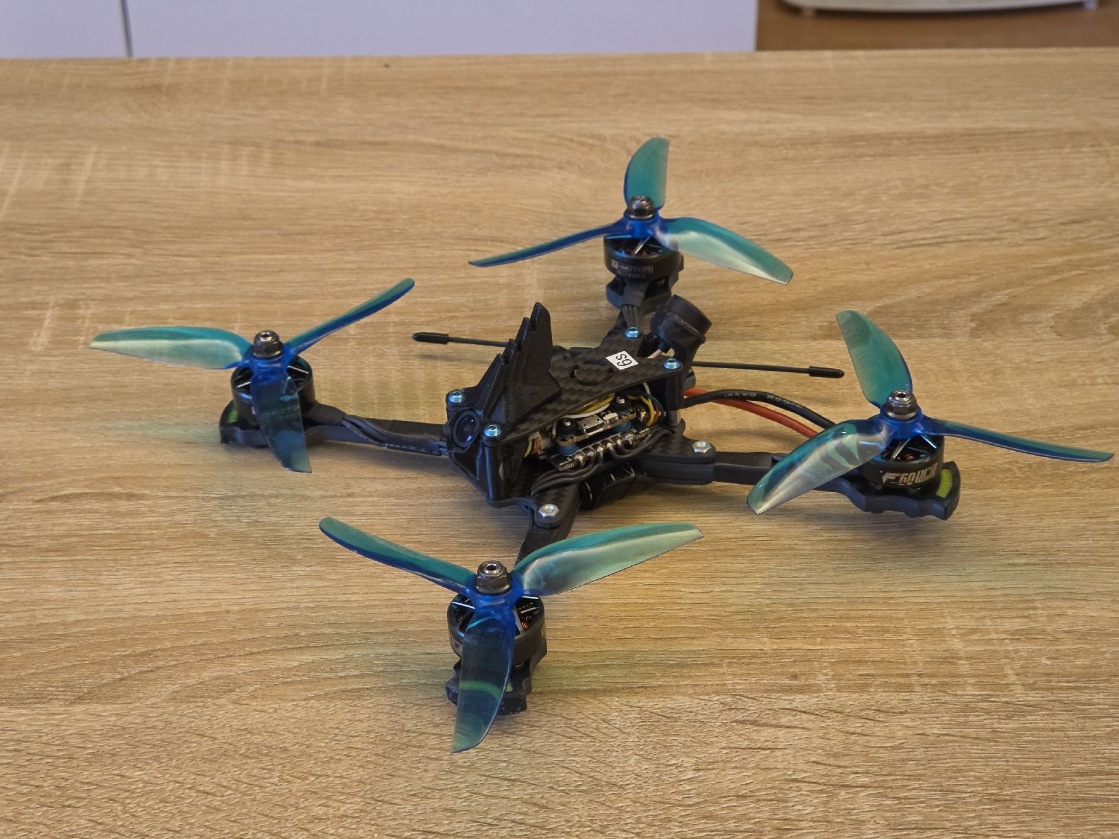 Modellismo RC: FPV Racing Drone SWIFT X20 BNF – Usato da Thun venduto da Sde