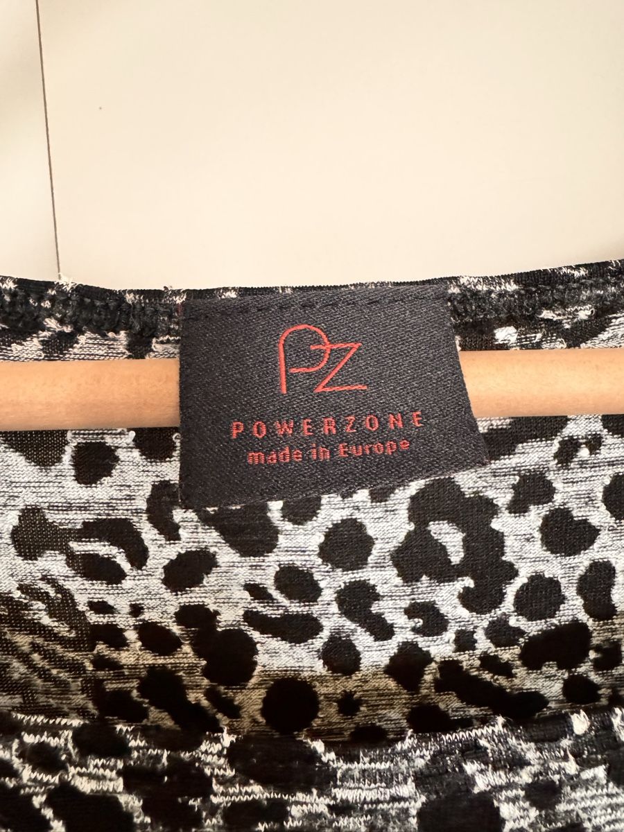 T-shirt: Leo Print Shirt, Gr.36, Powerzone – Usato da Rorschacherberg venduto da Kpas 2