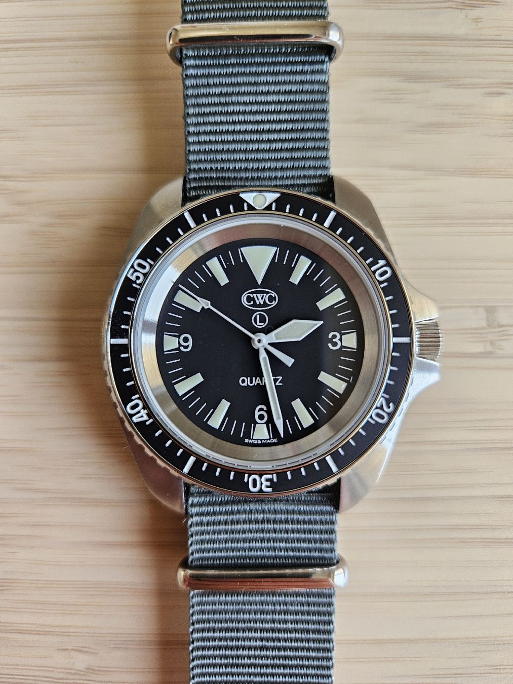 Uhren: CWC Quartz Militär Taucheruhr – Gebraucht aus Adliswil von