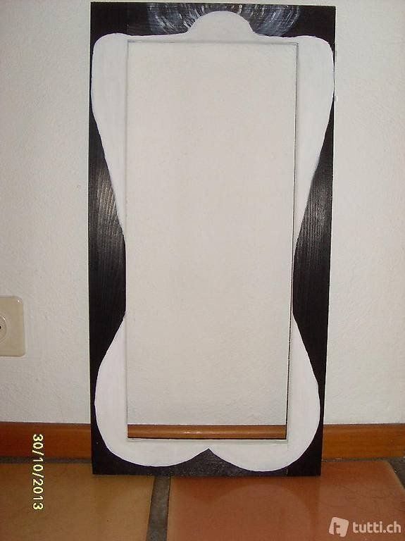 Cornici: Strano dipinto su cornice nudo bianco/ne – Nuovo (secondo la descrizione) da Coldrerio venduto da camillo71
