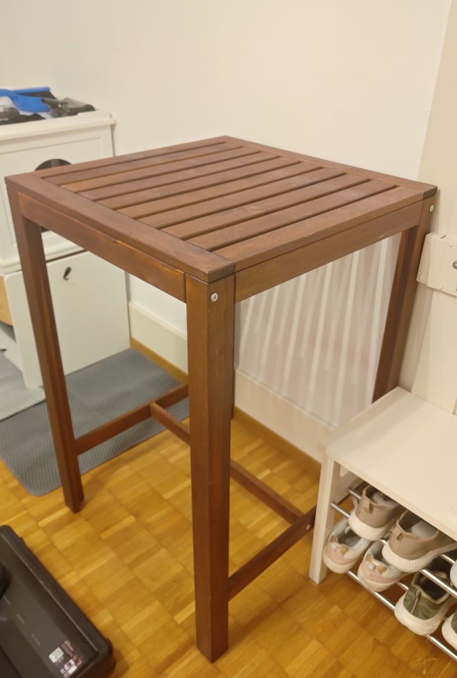 Tavoli: Ikea Bartisch NÄMMARÖ Serie Holz dunkel – Usato da Brugg AG venduto da IEZ