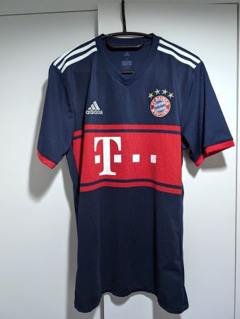 FC Bayern München Trikot Away 2017/18 – Größe M – Original