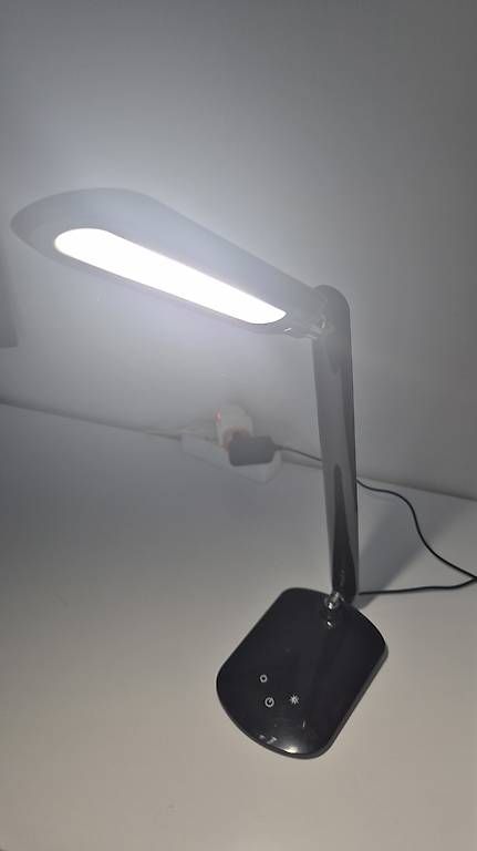 Lampade: ZUM VERSCHENKEN Tischlampe – Usato da Olten venduto da cocen 2