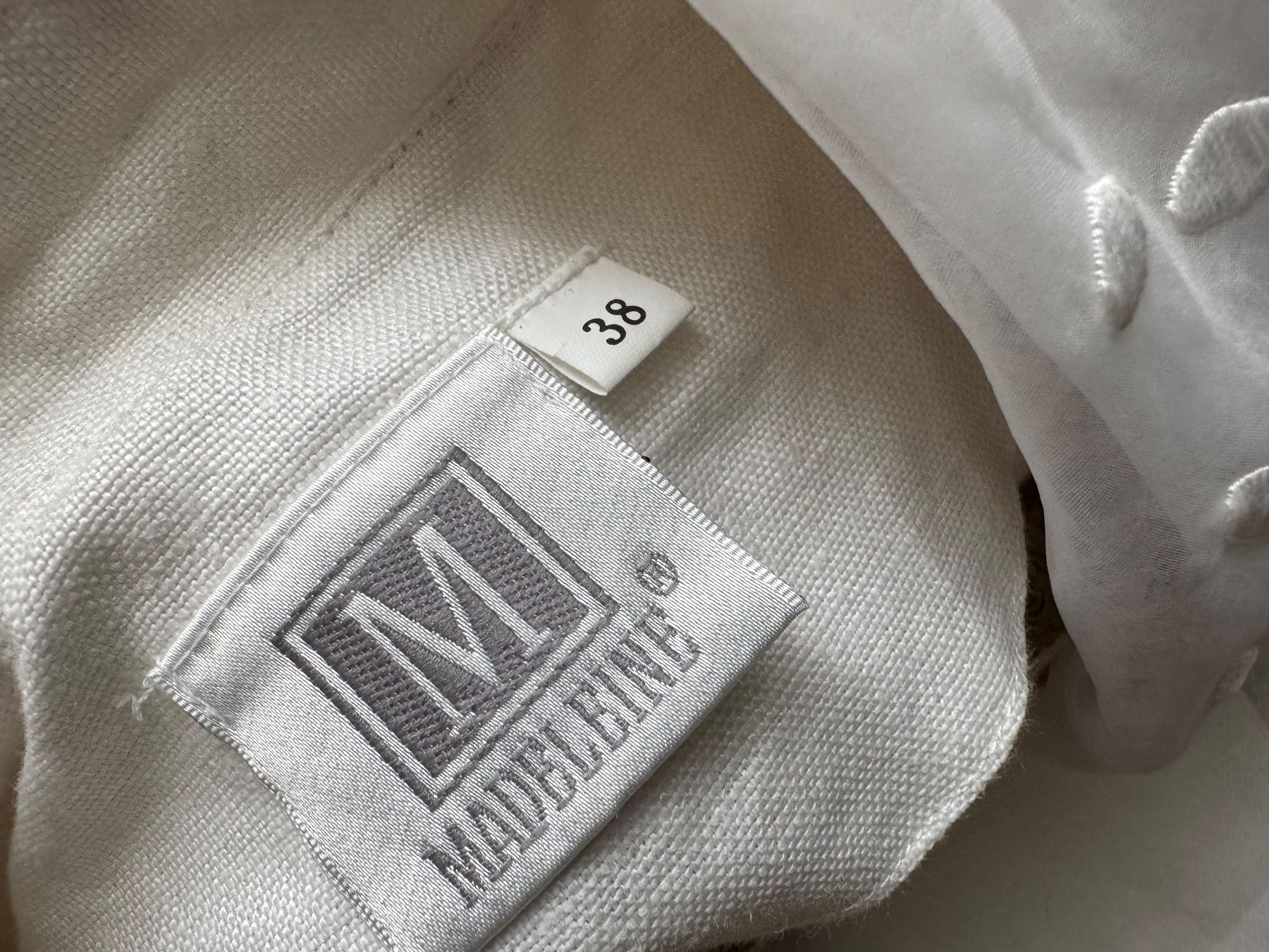 Madeleine Giacche: Vintage Leinenblazer Madeleine – Usato da Obfelden venduto da cesarina10 2