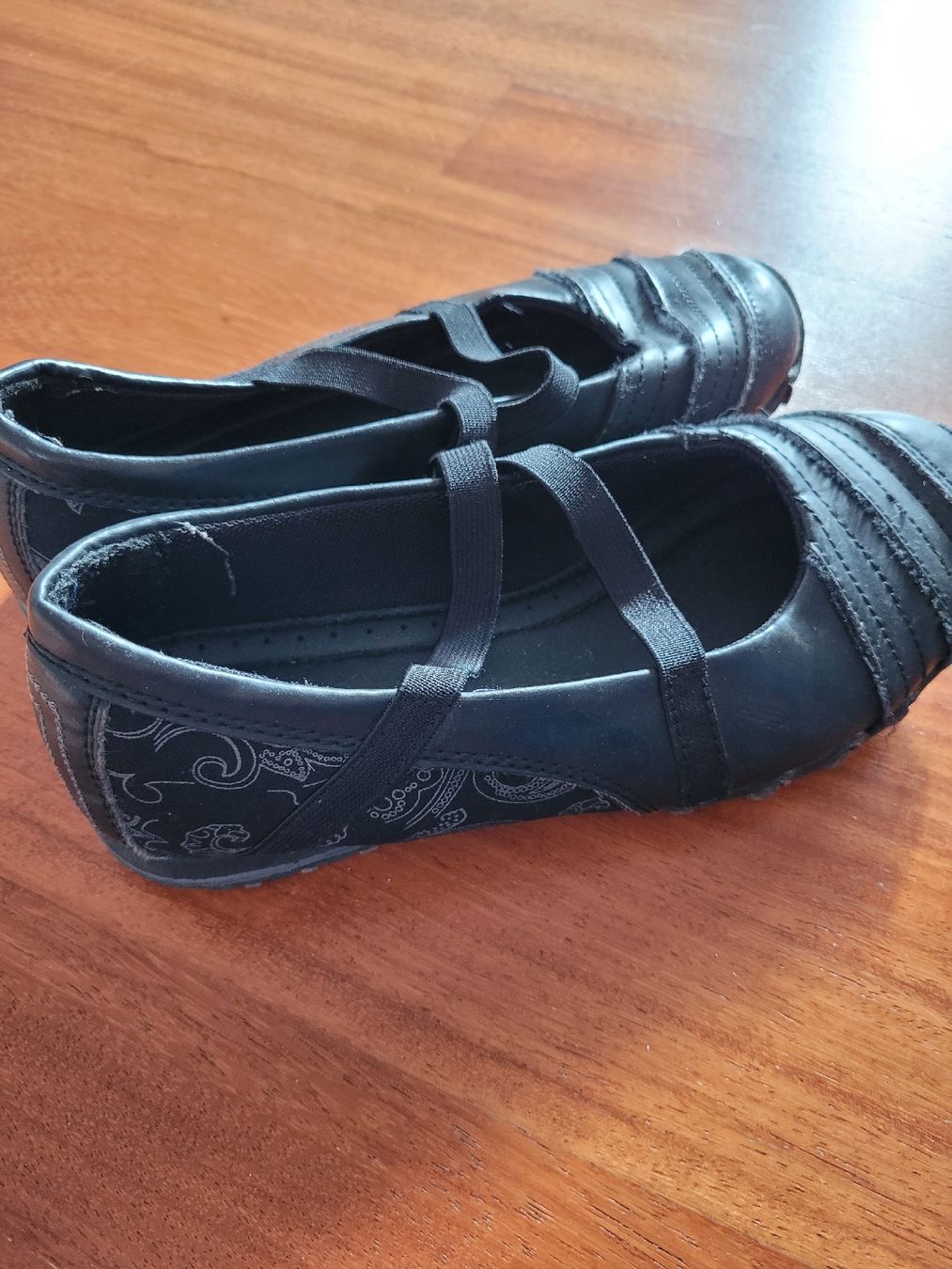 Scarpe per ragazze: Schuhpaket Mädchen Gr. 31, 32, 33 – Usato da Erlinsbach SO venduto da Elso72 1