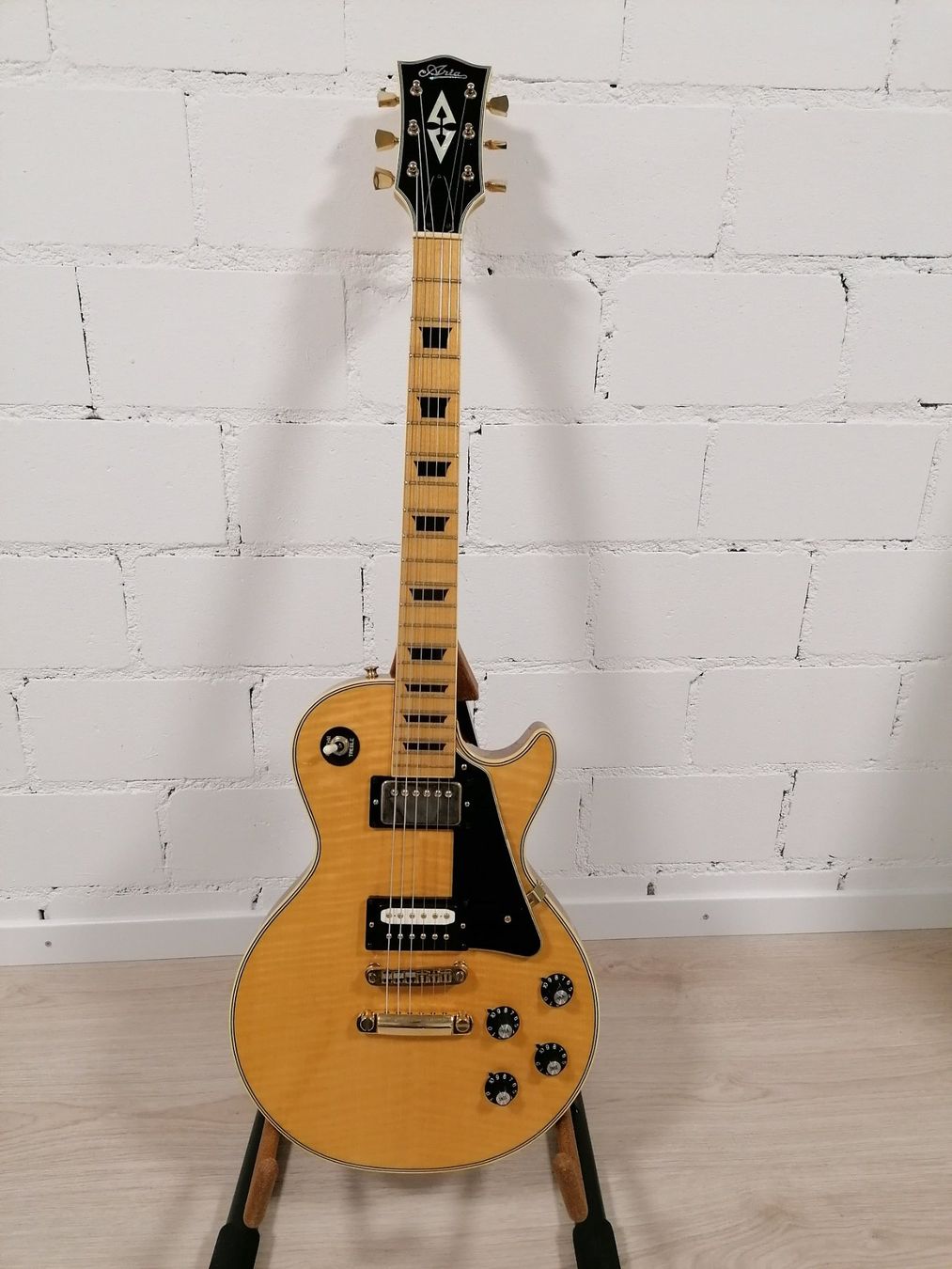 Aria Musikinstrumente: Aria Gitarre Les Paul – Gebraucht aus Nesselnbach von Rockmania 1