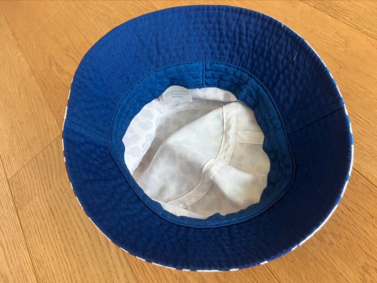 Chapeaux, bonnets & casquettes: Sonnenhut blau weiss – Neuf (Voir description) à Uttigen par markus614 1