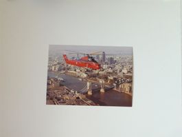 Postkarte Queens Flight Westland Wessex  + Tower Bridge neuw
