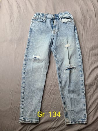Kleiderpaket 134/140