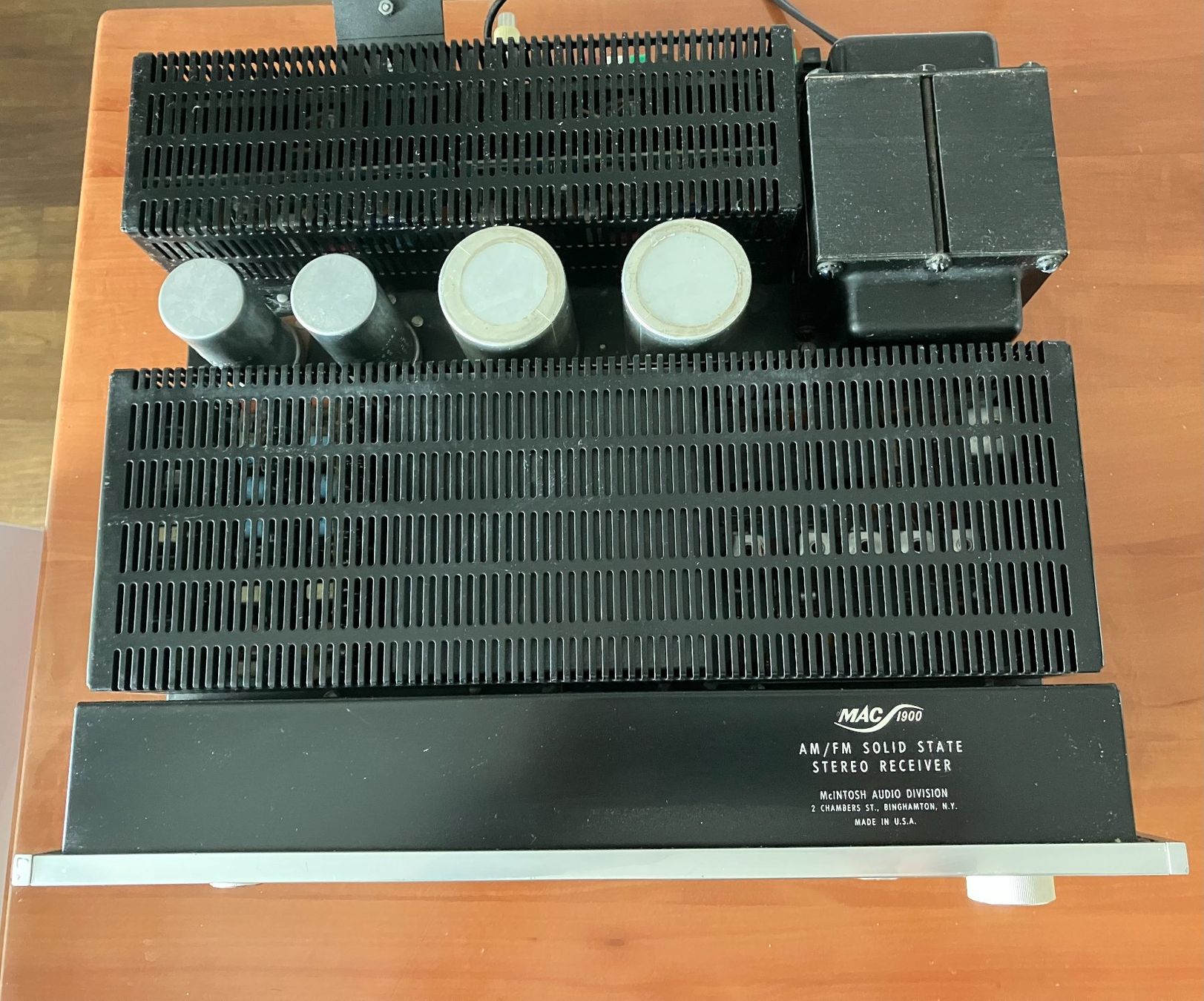 McIntosh Amplificatori: McIntosh MAC 1900 Stereo Receiver – Usato da Zug venduto da Parabens 2