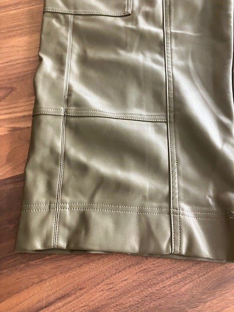 Pantaloni: lederhose oliv gr. 46 – Usato da Schwarzenberg LU venduto da kindler007 2