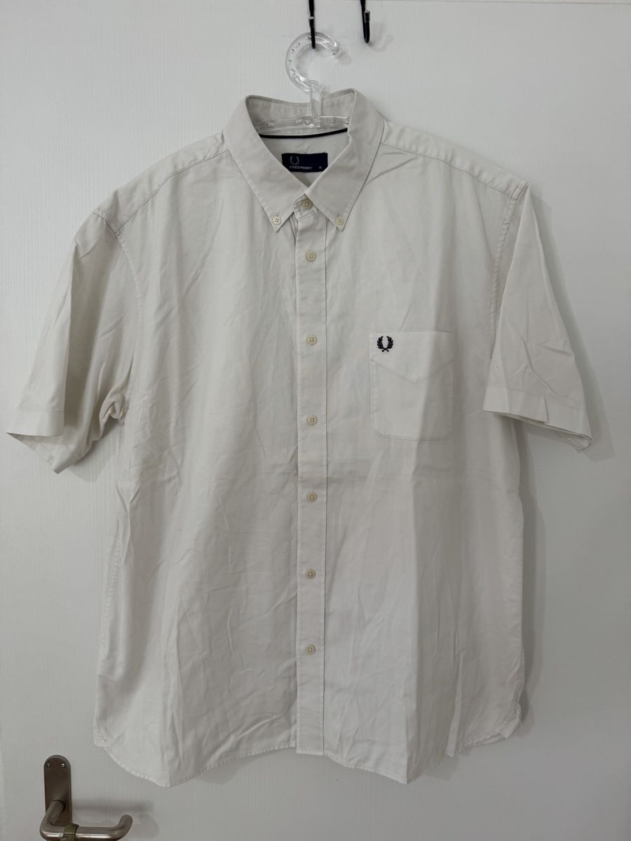 Fred Perry Magliette Polo: Fred Perry Herren Kurzarm Hemd XL weiss oryginal – Nuovo (secondo la descrizione) da Wetzikon ZH venduto da Jan_wojt