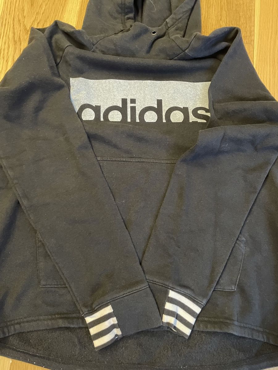 Adidas Maglioni & Felpe: Adidas Kapuzenpullover, neu – Nuovo (secondo la descrizione) da Lenggenwil venduto da mai_2m5q 1