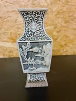 Alte Vase Schnitzerei