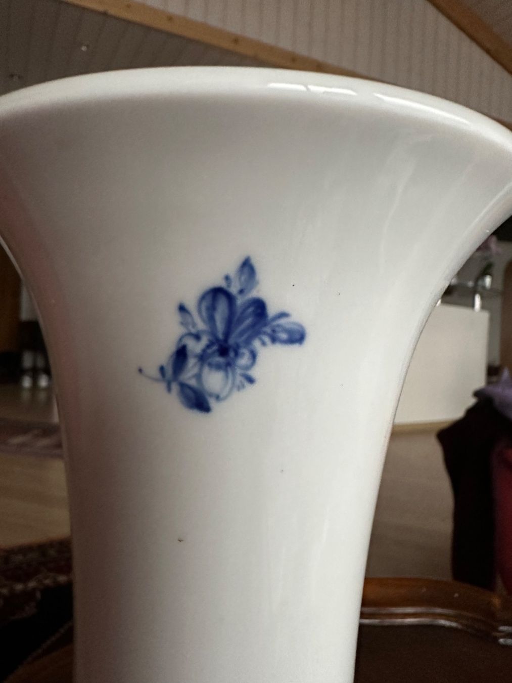 Vasen & Gefässe: Meissen Vase blaue Blume, ca 26 cm – Gebraucht aus Herbriggen von Sehrazade 2
