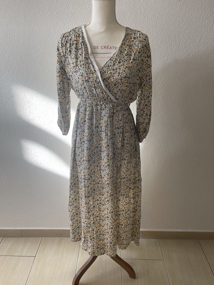 Vestiti: Robe midi fleurie taille L – Usato da St-Pierre-Clages venduto da Largomuch