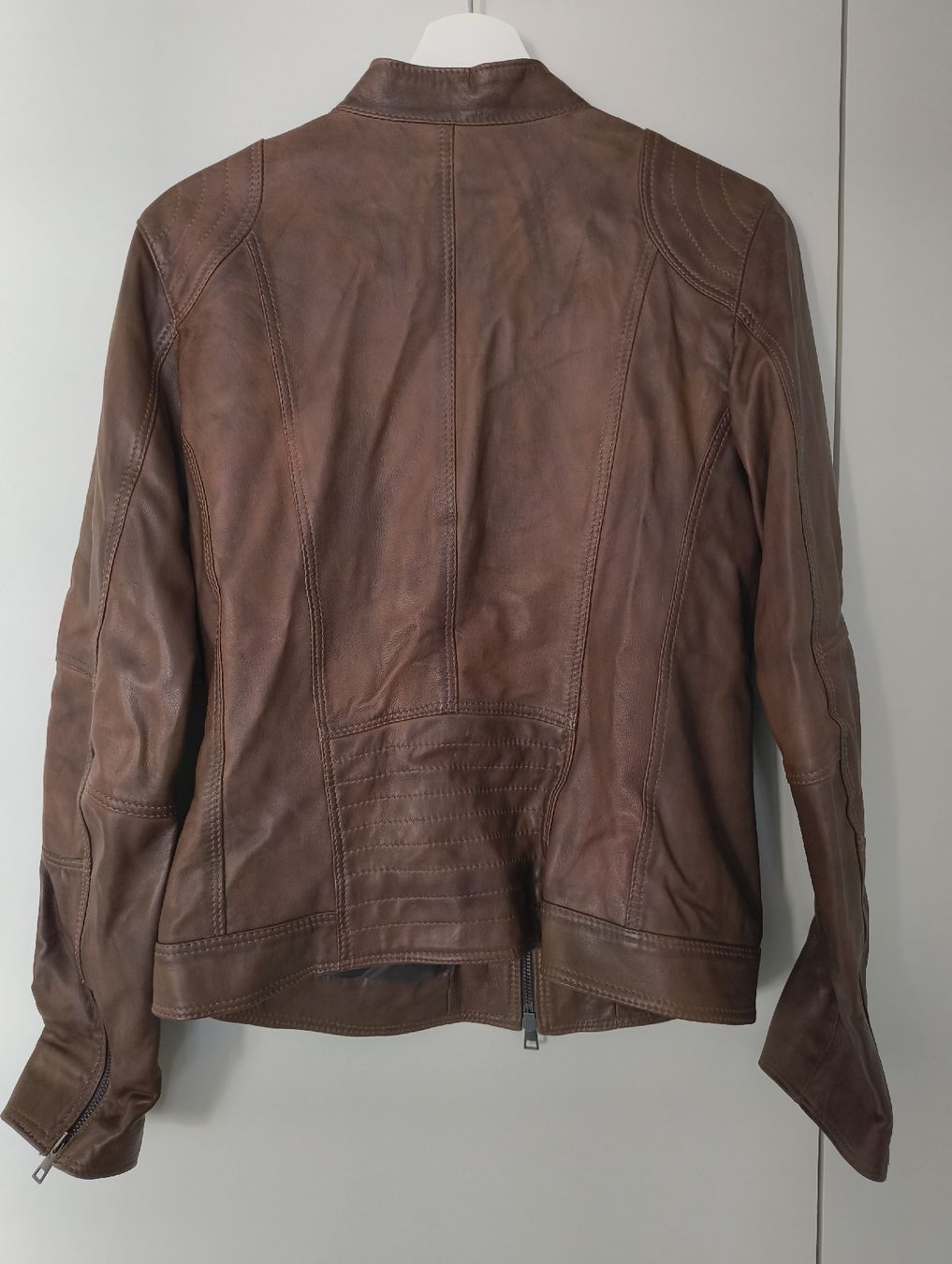 Jacken: Lederjacke Grösse 44 – Gebraucht aus Schwarzenburg von Tvona 1