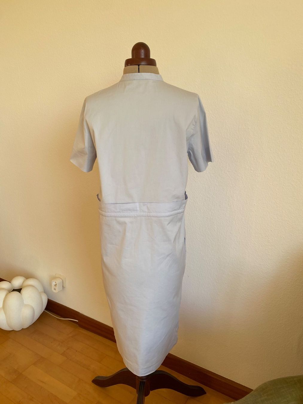 Cos Vestiti: Robe d'été bleu clair COS taille 36 – Usato da Basel venduto da Maria-Alexa 1