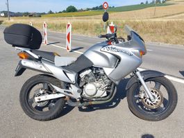 Honda XL125V Varadero Enduro zum herrichten A1 11kw ab 1 Fr
