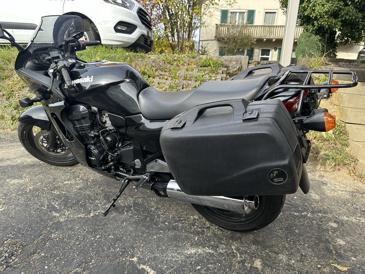 Kawasaki Touring: Kawasaki GPZ 1100 – Usato da Gelterkinden venduto da catalina16 2