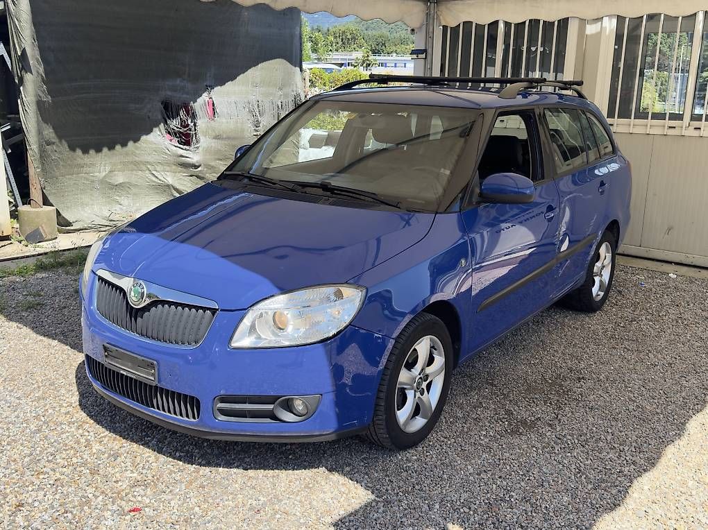 Autos: Skoda Fabia 1.6i (AUTOMATICA) – Gebraucht aus Agno von jonnyautosagl 1