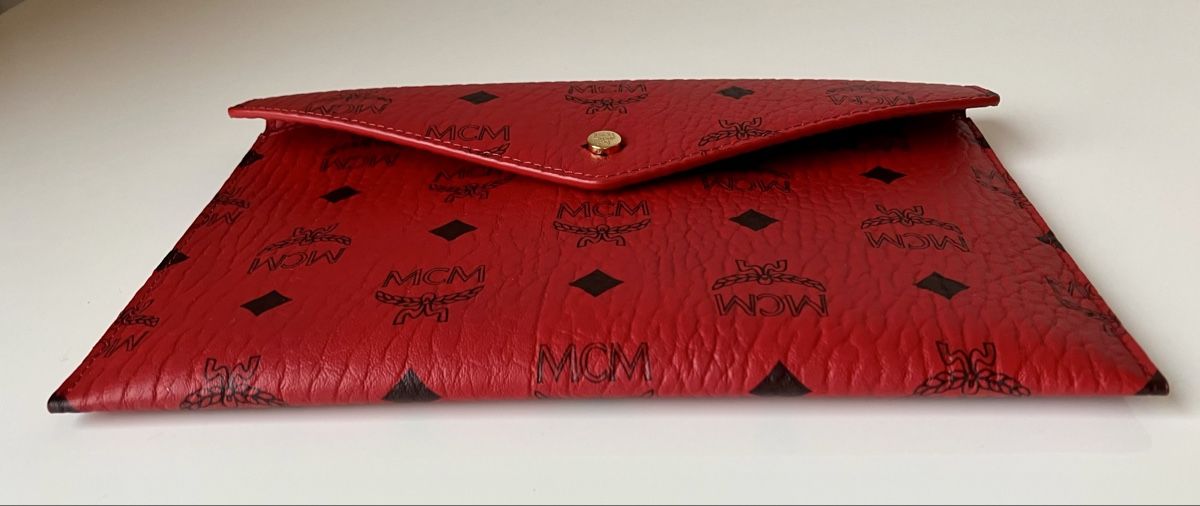 Mcm Borse: MCM Clutch - neu – Nuovo (secondo la descrizione) da Stansstad venduto da kerri8 3