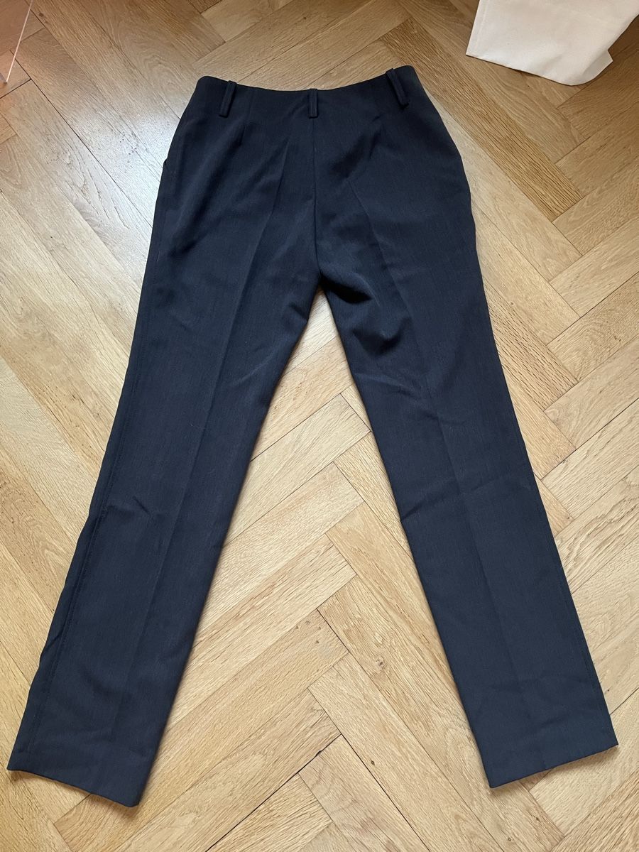 Pantaloni: Graue Anzugshose – Usato da Bern venduto da aleebii 3