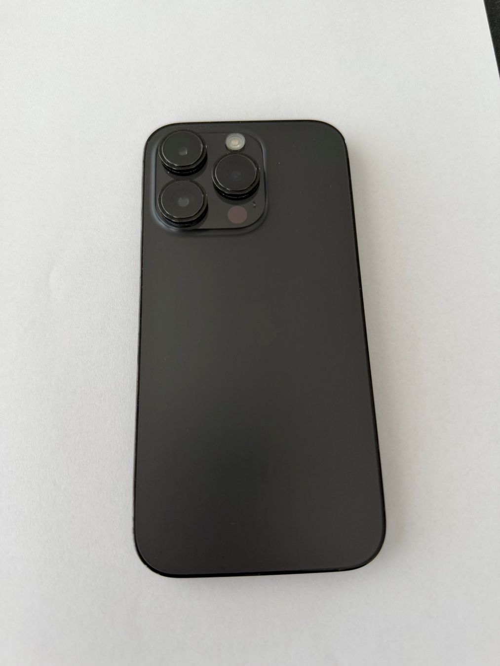 Apple Telefoni cellulari / Smartphones: iPhone 14pro 256GB Space Black in top Zustand – Usato da Zollikofen venduto da mischaho 1